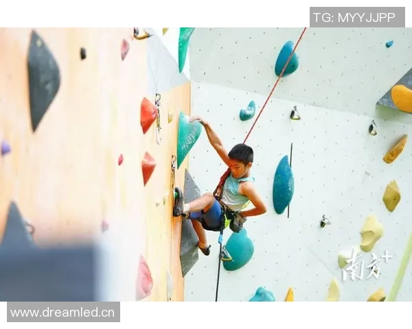 武汉攀岩队技术解析:探索攀岩运动的技巧与训练方法 武汉攀岩队技术解析:探索攀岩运动的技巧与训练方法
